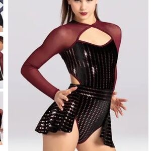 WEISSMAN Adult Small Dance Costume